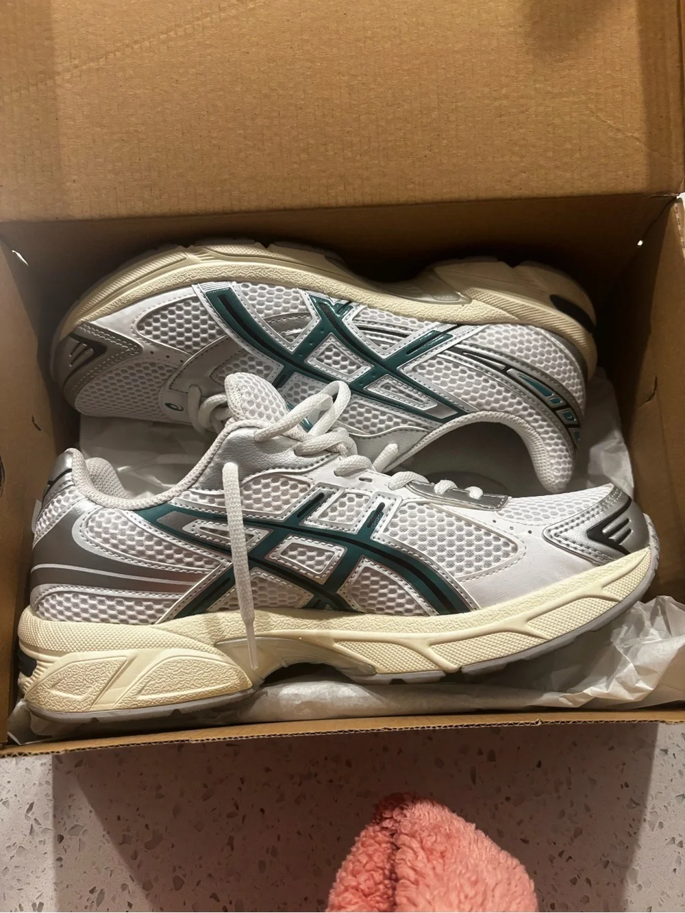 Asics Men’s White and Teal Athletic Running Shoes